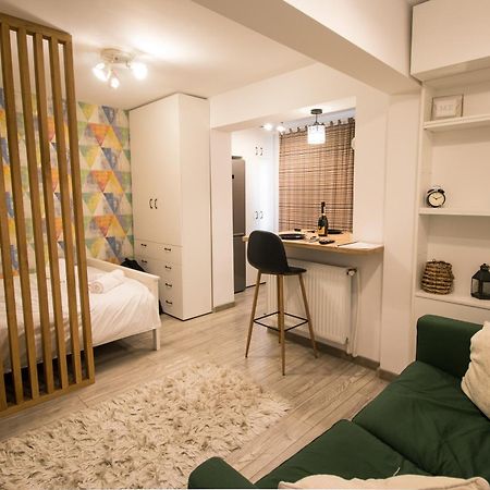 Artsy Fartsy Studio Bucureşti Ngoại thất bức ảnh